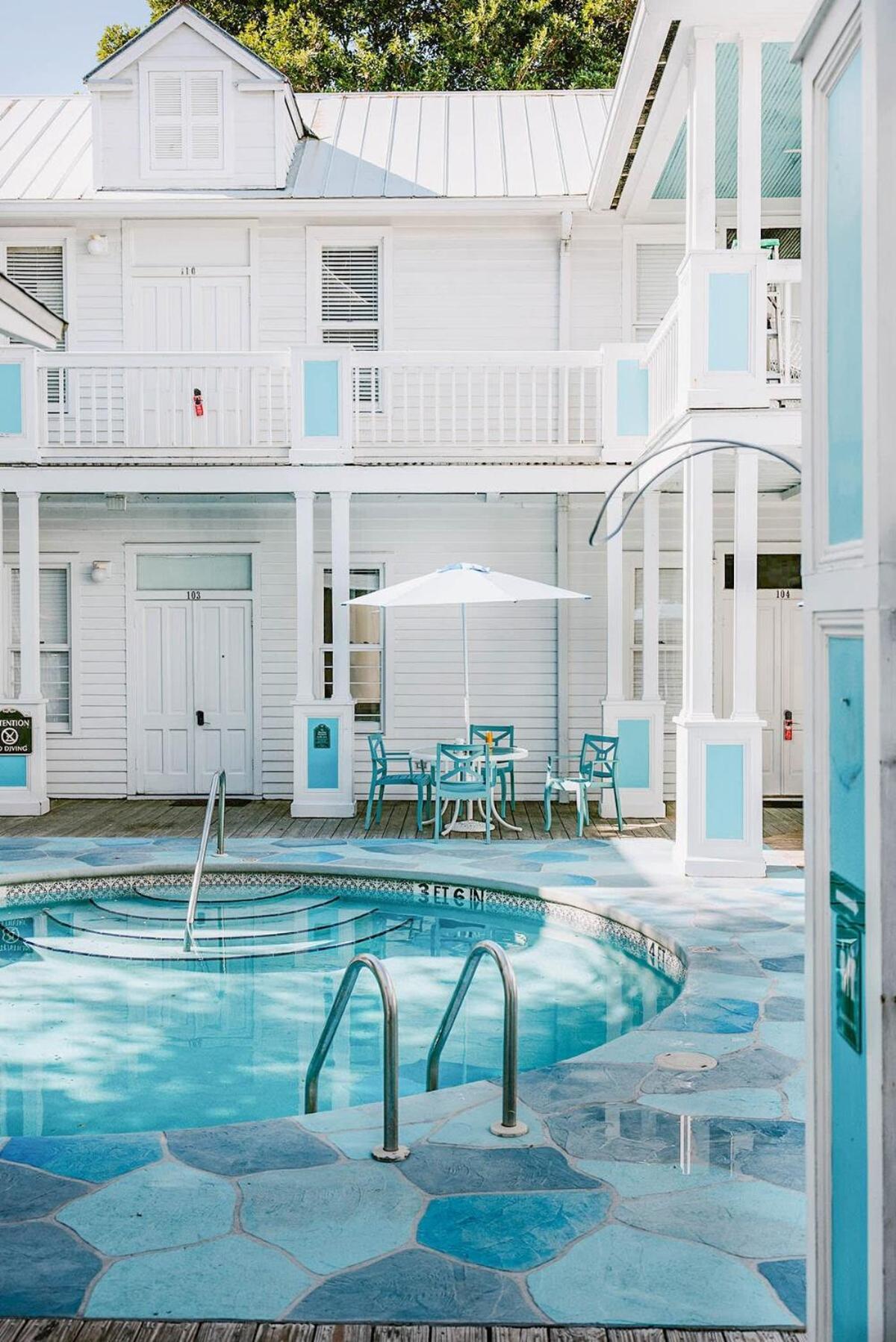 Classic King With Balcony At Curry Mansion Key West Exterior foto